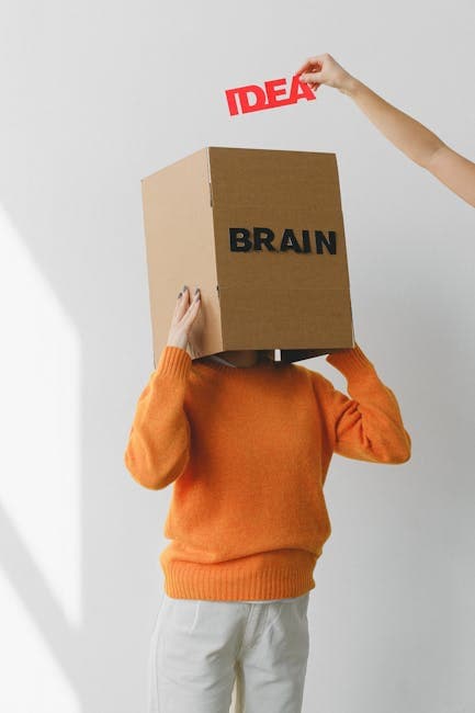 How to Use the Six Thinking Hats Method for Innovative Problem Solving in Creative Projects
