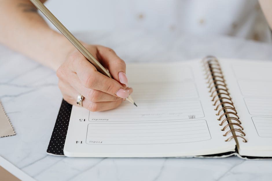 How to Establish a Task Planning Routine That Sticks: 10 Essential Steps
