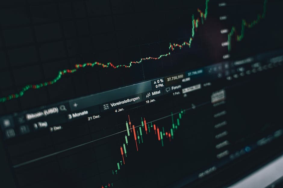 How to Use Social Listening: 15 Tools for Real-Time Market Insights